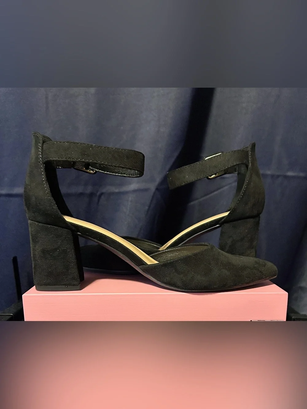 Classic Black Ankle-Strap 3 Inch Block Heel Pump Size 7 Suede